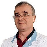 Врач Лесников Сергей Александрович